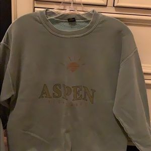 urban outfitters aspen colorado sweatshirt